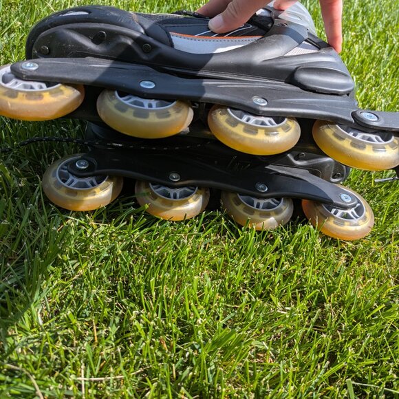 EUC Men's Bladerunner Advantage Pro Rollerblades Inline Skates Size 12 - Picture 3 of 7